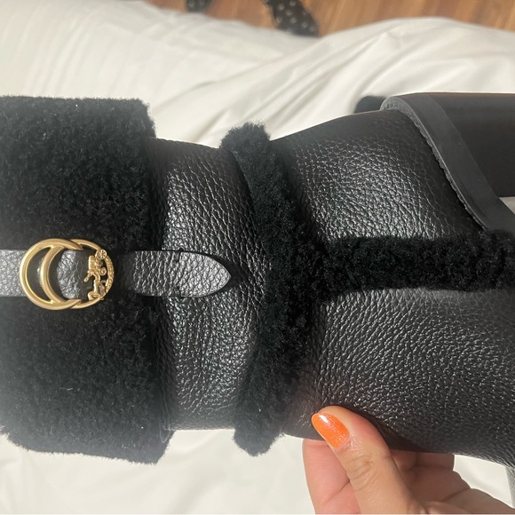 Coach black leather boot - Picture 4 of 10